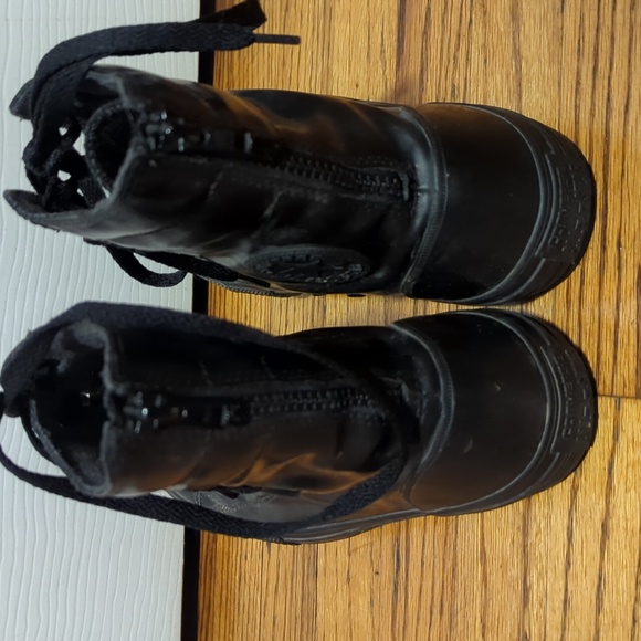 Chuck Taylor All Star City Trek Waterproof Boots - Picture 2 of 4